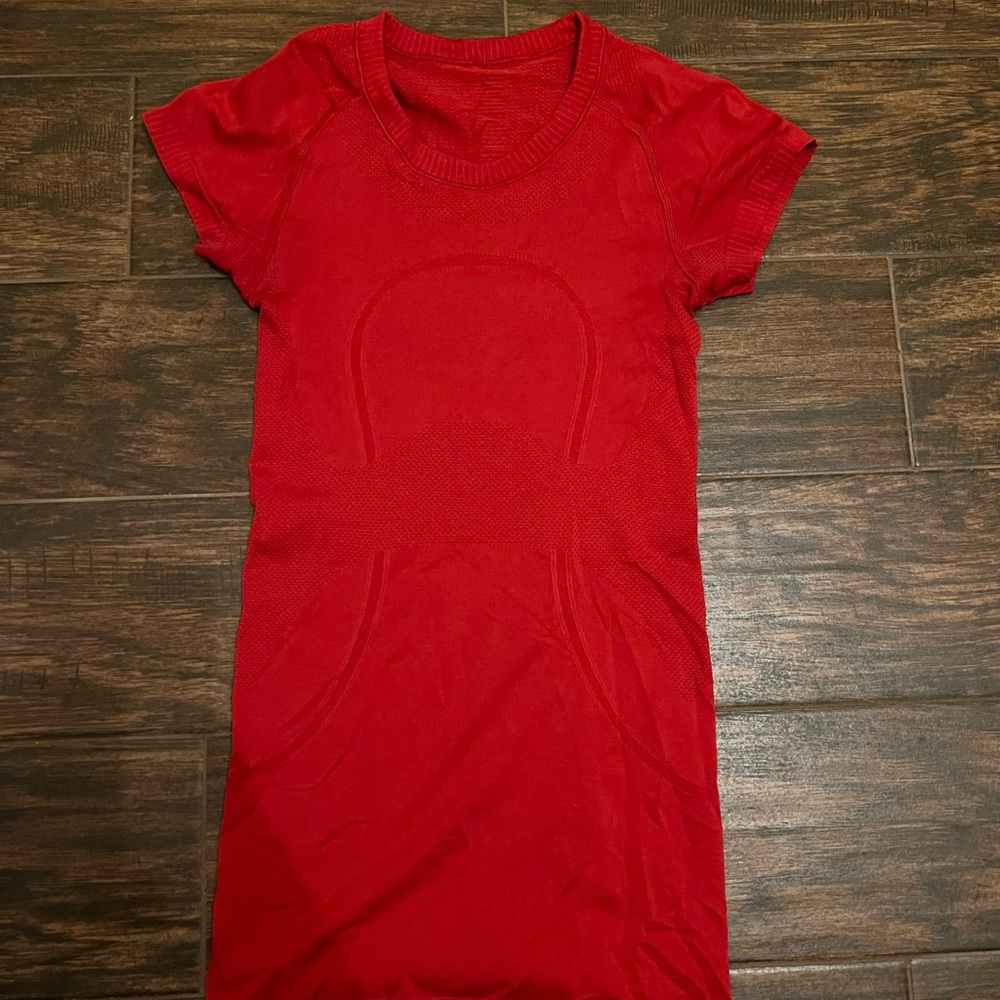 lululemon top